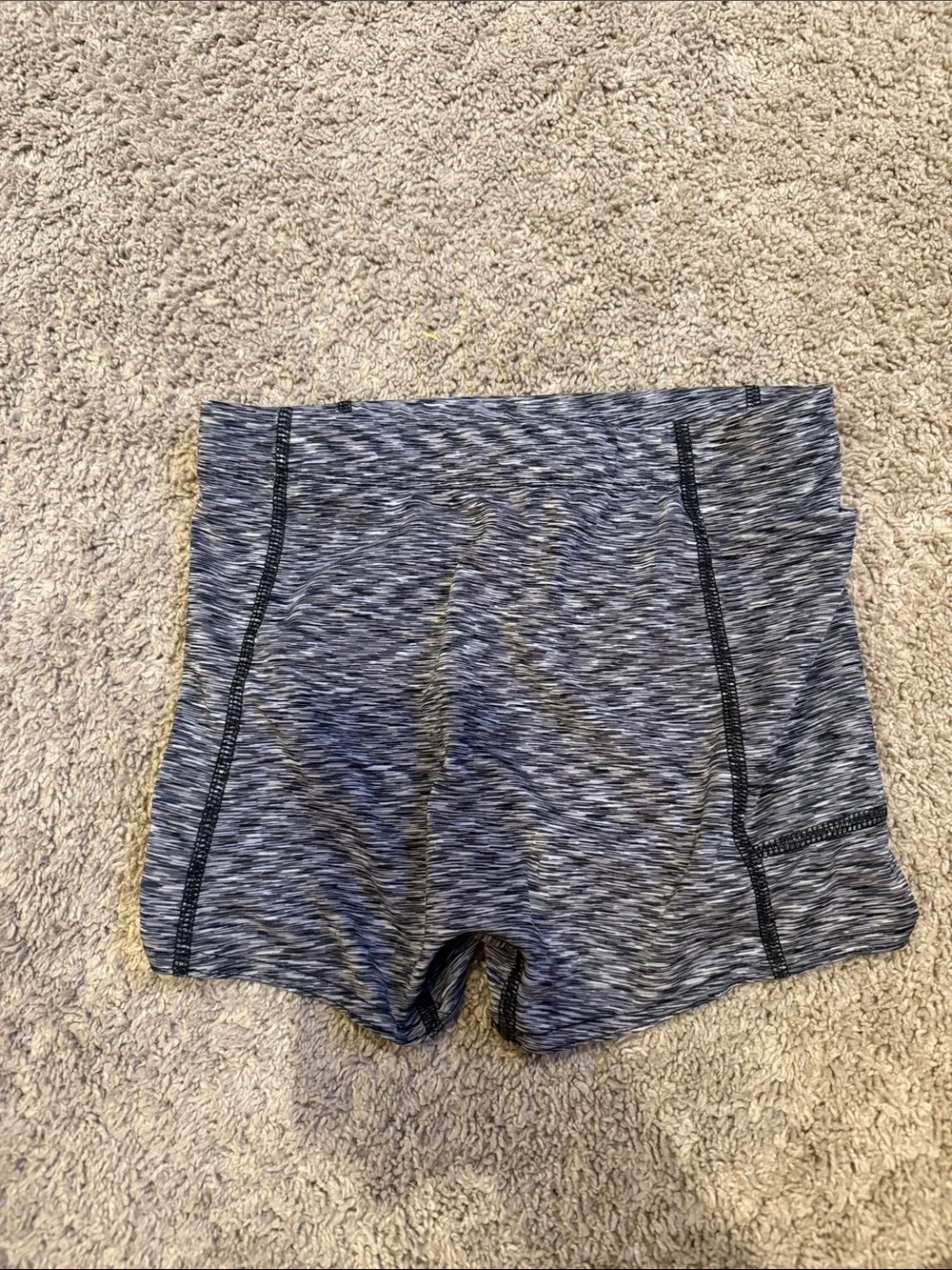 GIRLS GRAY GYMNASTICS/ACTIVE WEAR ATHLETIC SHORTS.